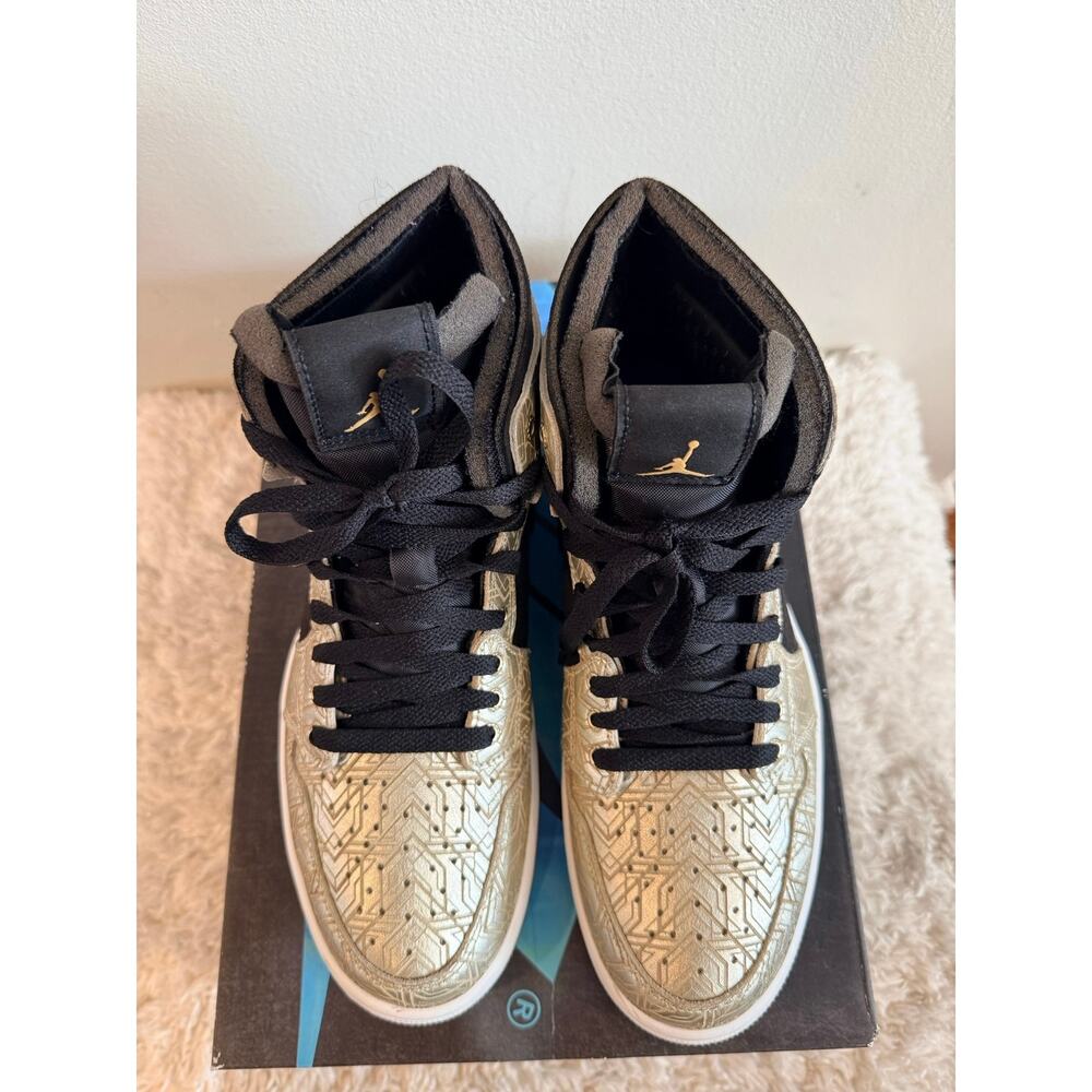Air Jordan 1 High Zoom Air CMFT Gold Laser Sneakers - Men's Size 9